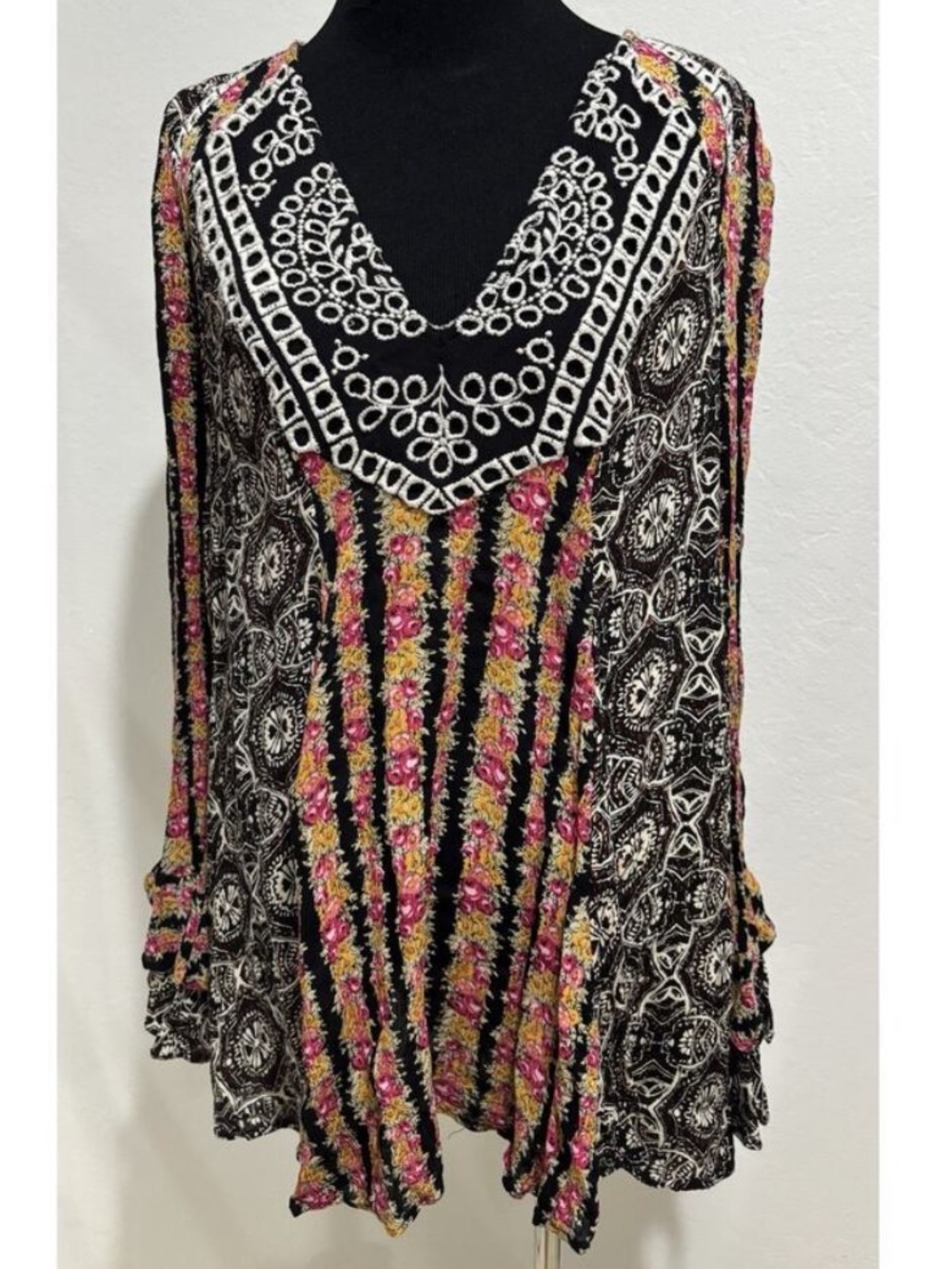 Free People Fallin Into You Tunic Dress  Black Combo Womens L Bell Sleeve Boho - Picture 3 of 14
